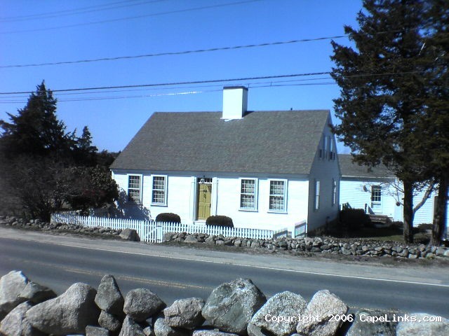 cape cod house east dennis