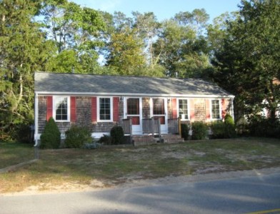 Rental Close to Corporation Beach charming-duplex-cottage-walk-to-beach-and-dennis-village_jodysylvia
