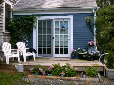 Private and well maintaind Cape Cod Hide away! (MP005) perfect-for-1cozy-for-2a-cape-cod-escape-mp005_carol@capecodusarealestate.com