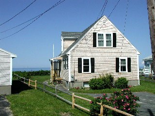 Waterfront 3 Bedroom 2 full bath home at Cape Cod Bay waterfront-home-with-awesome-views-of-the-beach_sanddollar