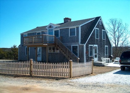 Truro Rental Sleeps 6 truro-rental-sleeps-6-close-to-beaches_capelinks