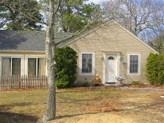 West Yarmouth Rental Sleeps 10 adorable-west-yarmouth-rental-less-than-a-mile-to-the-beach_caperentals